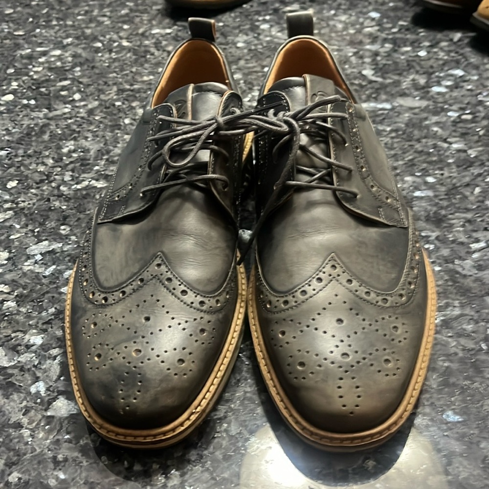 Ecco wingtip